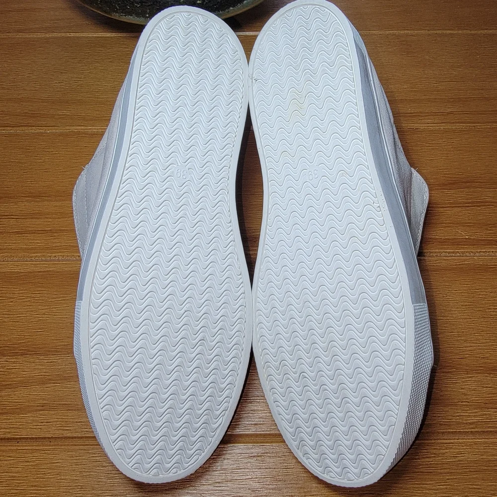 H&M Sneakers‎ - Size 8